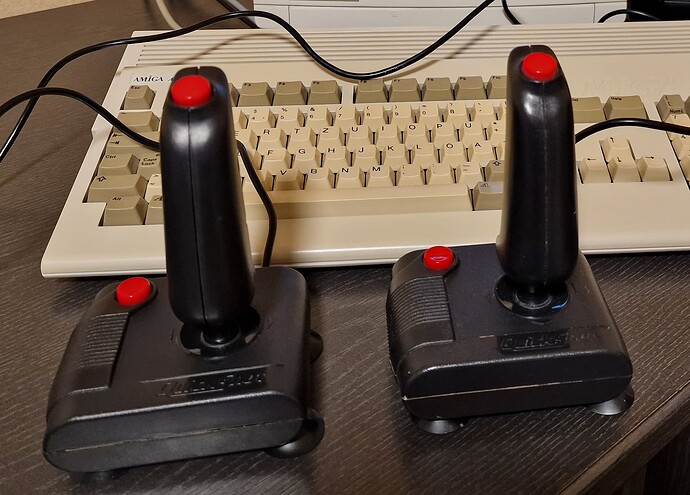 s02 Joysticks