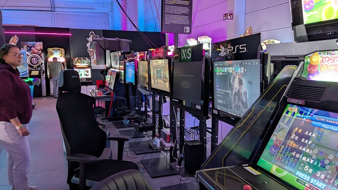 PXL_20250830_193806726.MP