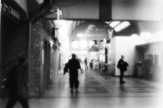 imm024_22