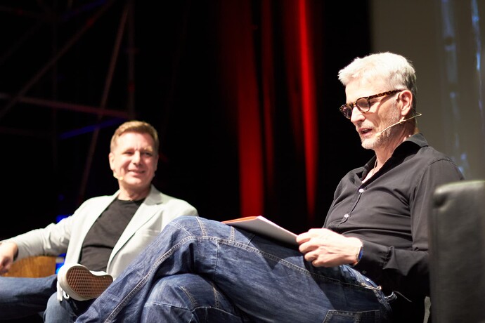 Live-Podcast: Herr Lott mit Notizen