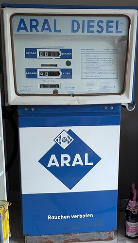 PXL_20250811_182331292.PORTRAIT