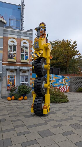 PXL_20251011_115202470.MP
